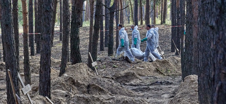 "Nie tylko przerażenie i oburzenie. Na ten widok ogarnia nas szok pamięci..."