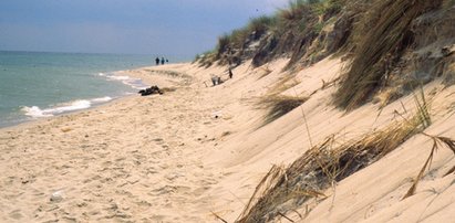 Niebezpieczne znalezisko na plaży. Co to jest?