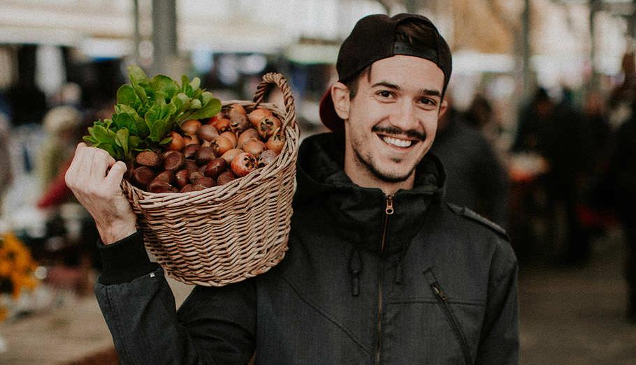 „Megélni szeretném a szakmámat, nem pedig belehalni” - interjú Farkas Richárd fine dining séffel