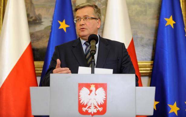 Komorowski w sprawie PKW: Nie dajmy się zwariować, to się da policzyć