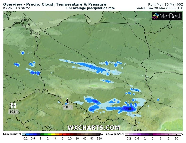 W nocy miejscami wystąpią słabe opady deszczu