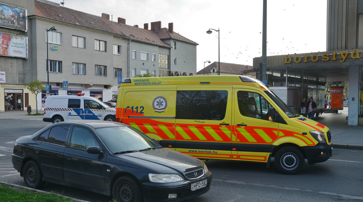 A fiatal fiút azután ütötte el az autó, hogy a fenékre csapás után megpróbált kereket oldalni /Fotó: Tánczos Mihály