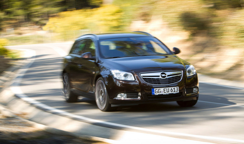 Opel Insignia Biturbo: turbodziura pokonana