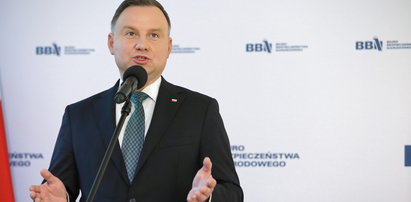 Koronawirus w Polsce. Duda podjął ważną decyzję. Chodzi o kredyty