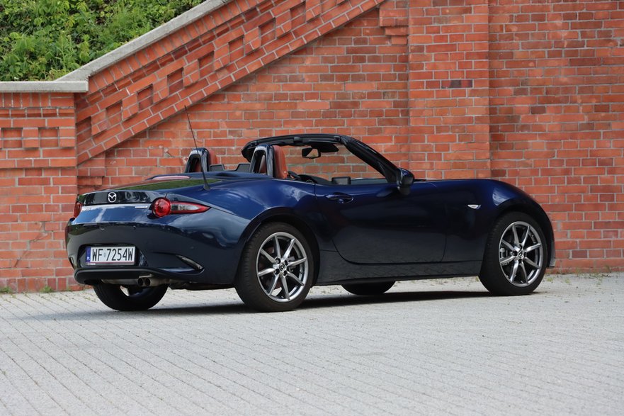 Mazda MX-5 2.0 SkyActiv-G Soft Top (ND, 2022 r.)