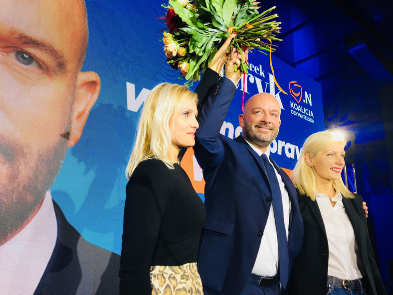 W 2018 r. Jacek Sutryk wygrał wybory we Wrocławiu w pierwszej turze