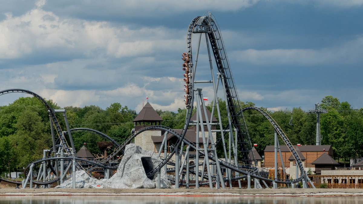 Lech Coastera Fot. Legendia +Ül¦ůskie Weso+ée Miasteczko (3)