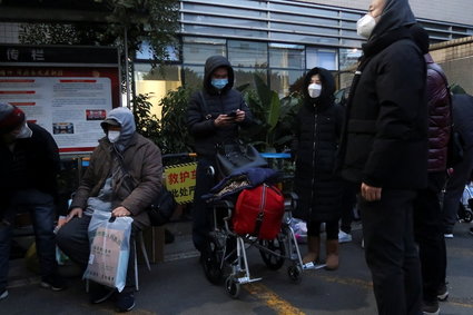 Pełne szpitale i zakłady pogrzebowe. Pandemia ponownie uderza w Chiny