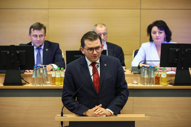 Łukasz Kmita: Nocny wpis posła PiS. Grzmi o zdradzie