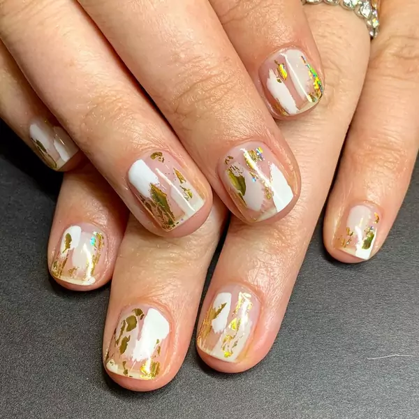 Najmodniejsze paznokcie na lato 2019 / @chalkboardnails / Instagram