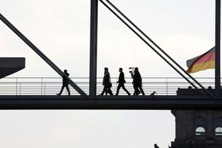 Niemcy obiecały Ukrainie bardzo dużo, a ile tak naprawdę zrobiły?