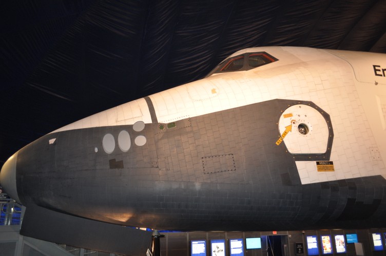 Kokpit promu kosmicznego