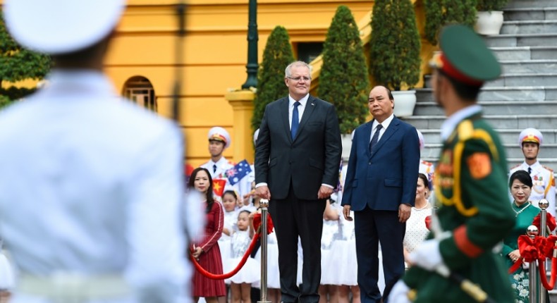 Australian Prime Minister Scott Morrison with his Vietnamese counterpart Nguyen Xuan Phuc in Hanoi