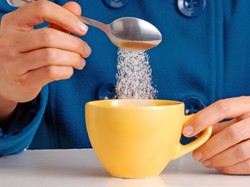 Porcja słodkości, czyli 8 zamienników cukru. Przeczytaj, zanim na coś się zdecydujesz!