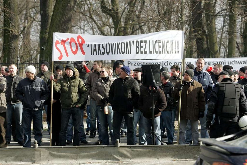 Protesowali przeciwko przewozom osób