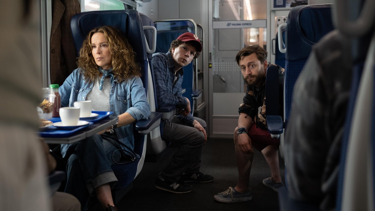 Jennifer Grey, Jesse Eisenberg i Kieran Culkin w filmie "Prawdziwy ból"