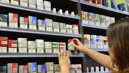Megint drágulhat a cigi: vajon meddig lehet emelni a dohánytermékek adóját?