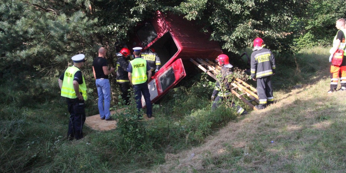 Wypadek busa pod Kołobrzegiem. Nikt nie przeżył!