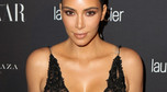 Kim Kardashian po raz kolejny szokuje stylizacją. Co ona na siebie włożyła…