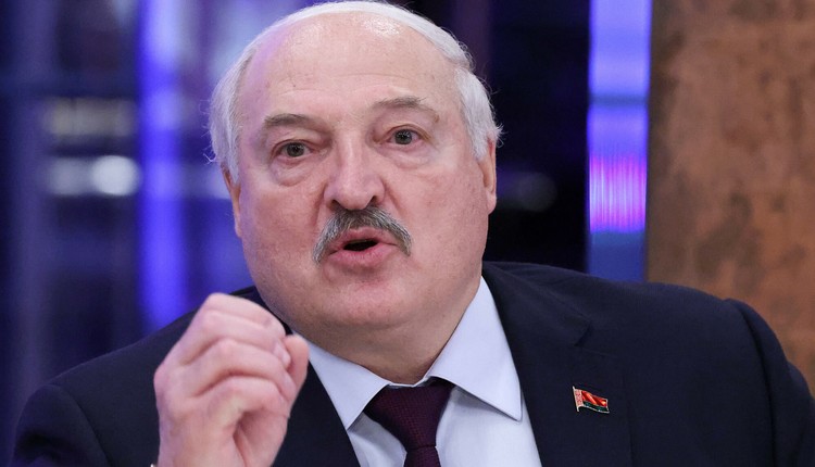 Cios dla firm transportowych. Łukaszenka zakazał ruchu ciężarówkom z Polski i Litwy