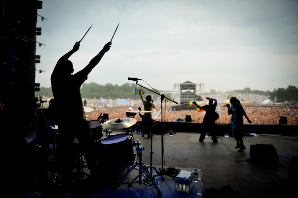 Raggafaya na przystanku Woodstock (fot. Artur Rawicz/wosp.org)