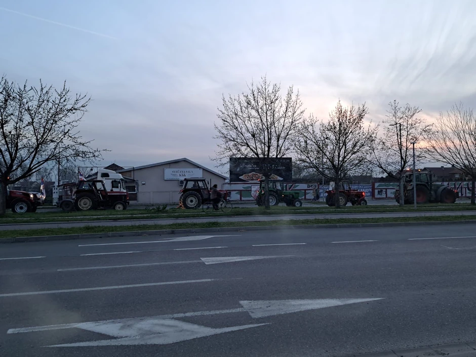 Srednjoškolci u Sremskoj Mitrovici