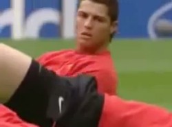 Zobacz, jak Ronaldo odkrywa seksualność