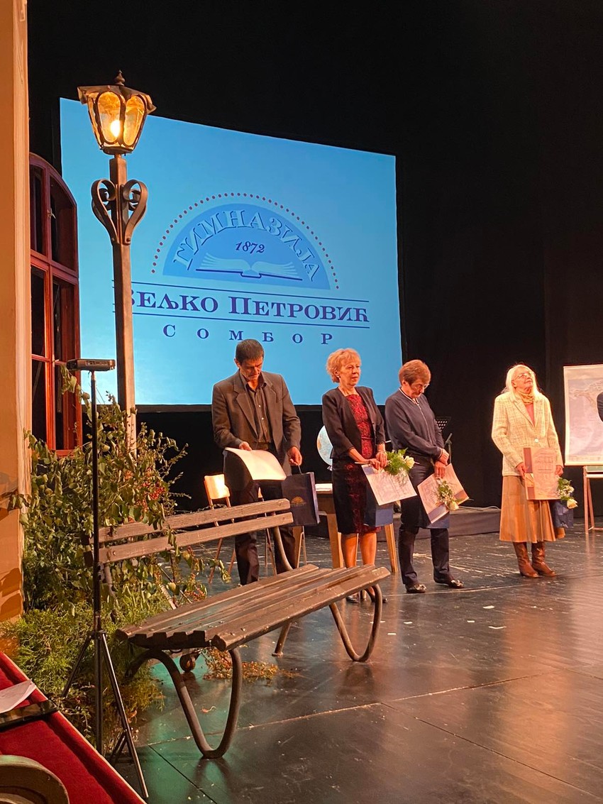 Nagrade Gimnaziji "Veljko Petrović" i profesorima te obrazovne institucije u Somboru