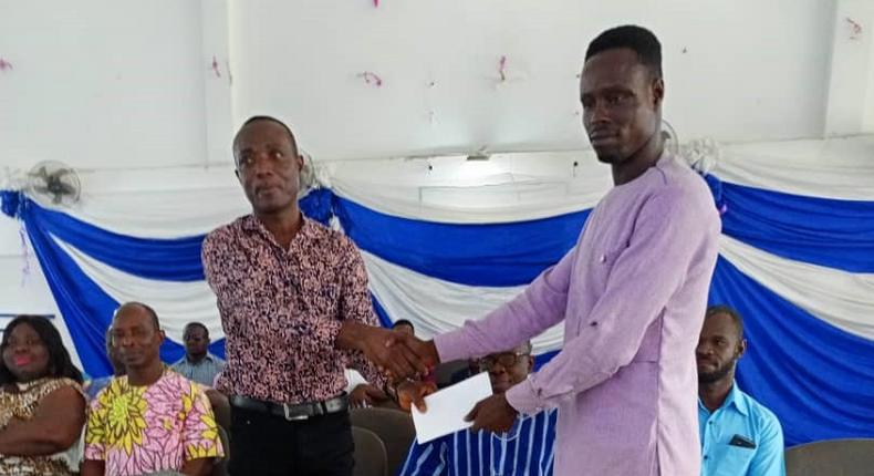 Amenfiman S.H.S old students donate to support NSMQ team