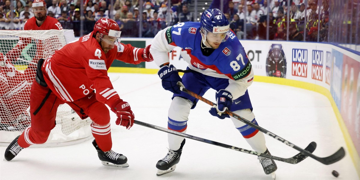 IIHF World Championships - Group B - Slovakia v Poland