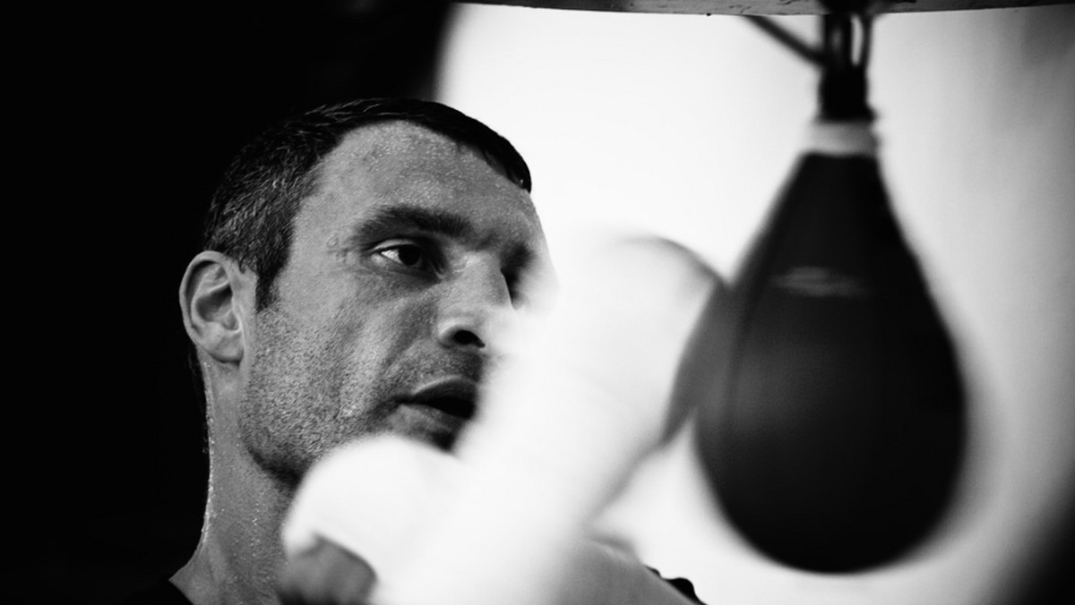 Aktualny bokserski mistrz świata WBC wagi ciężkiej Witalij Kliczko (45-2, 41 KO) ogłosił dzisiaj, że wystartuje w wyborach prezydenckich na Ukrainie w 2015 roku.