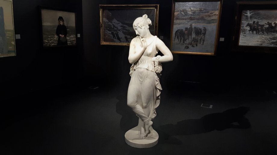 Antonio Canova "Tancerka z palcem na brodzie"