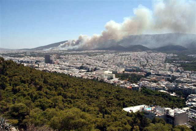 Galeria Grecja - Ateny - pożar zaczyna się niewinnie, obrazek 13