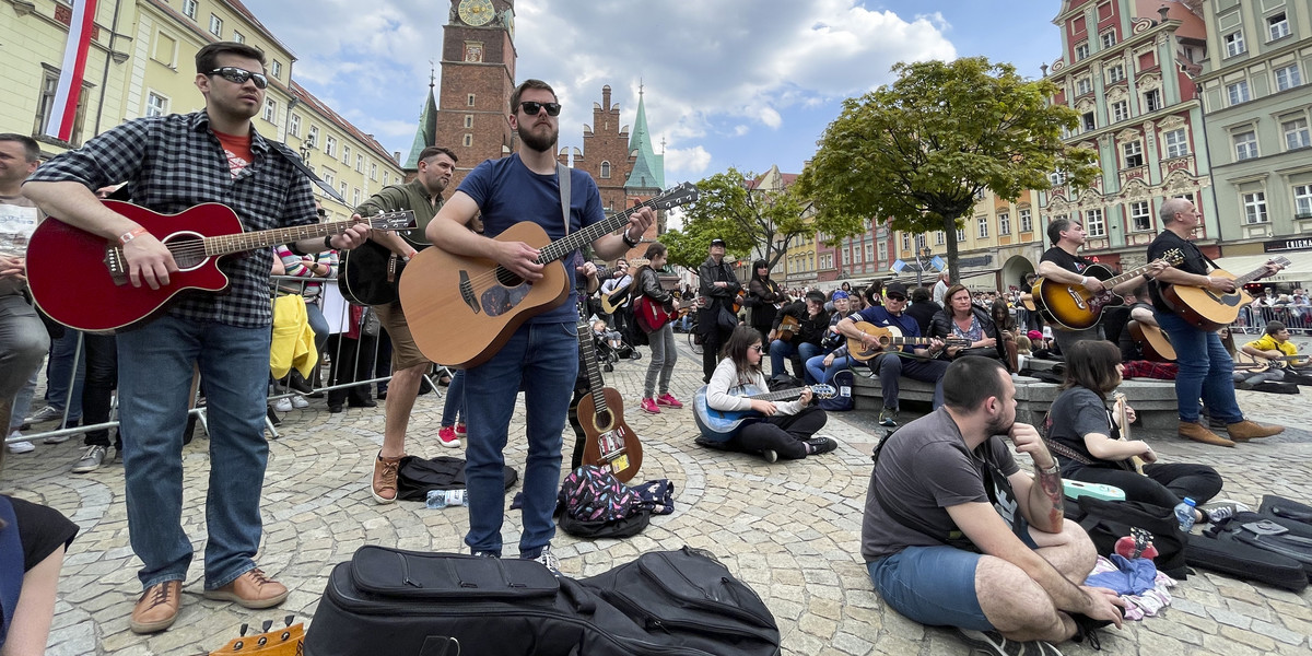 W niedzielę pobito Gitarowy Rekord Świata. Utwór "Hey Joe" zagrało wspólnie 7676 gitarzystów, o 253 więcej niż w 2019 roku