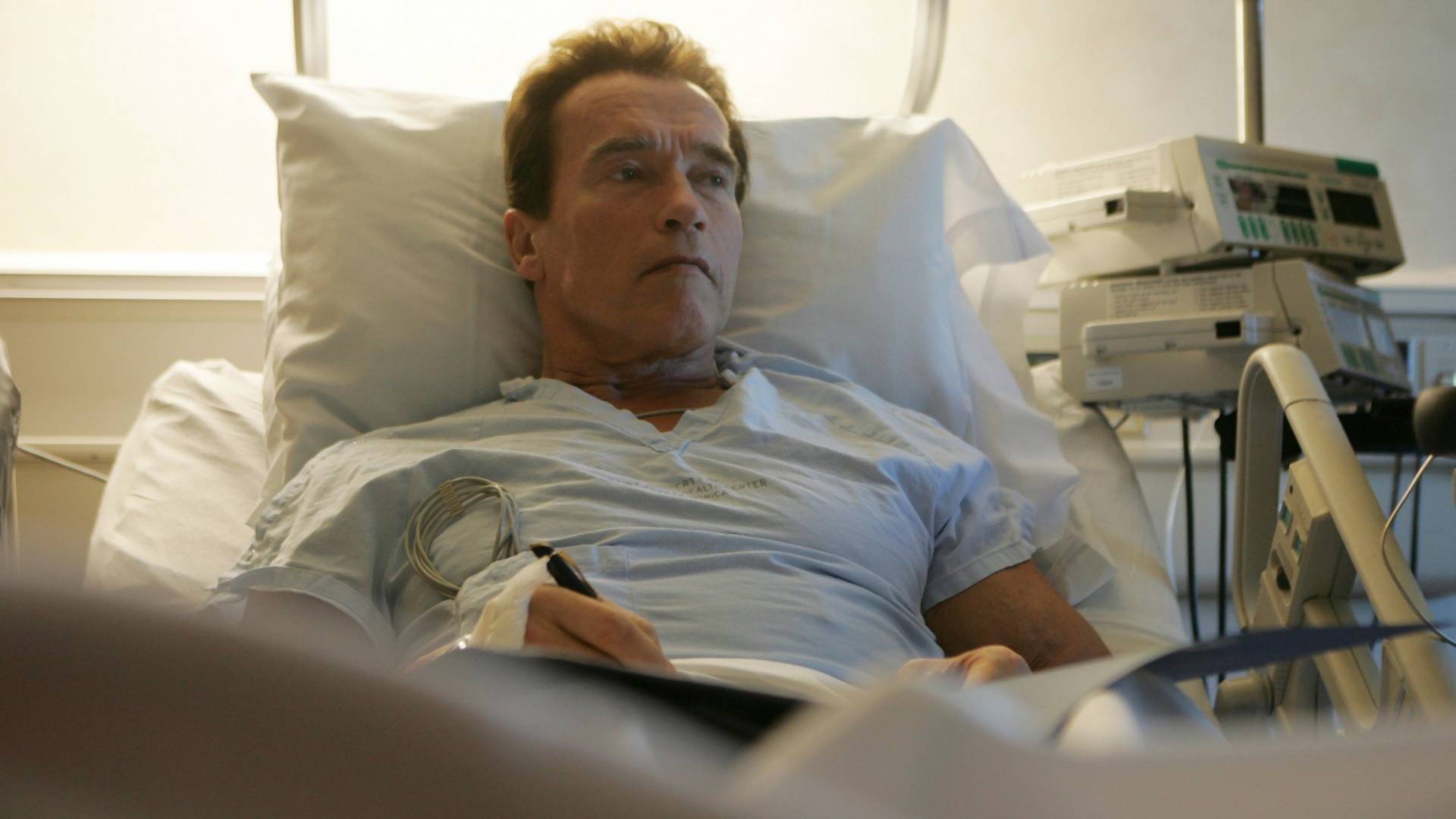 Arnold Švarceneger podvrgnut hitnoj operaciji na otvorenom srcu
