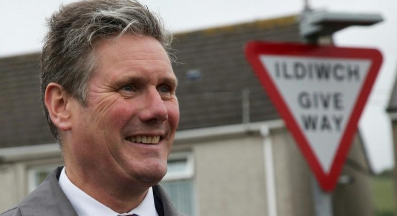 Labour's Brexit spokesman Keir Starmer says his party wants a transitional deal letting Britain stay in the EU customs union after Brexit