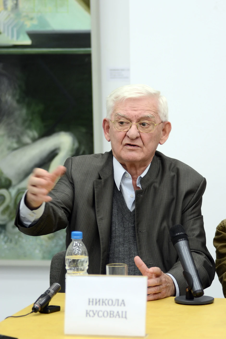 Proces kako jedno delo od društvenog preko noći prelazi u privatno vlasništvo mora da bude transparentan, kaže Kusovac