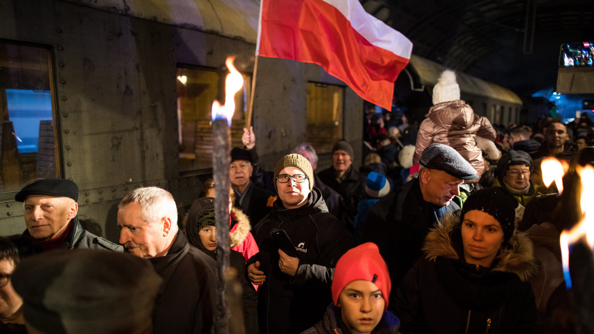 Wolność była dla Wielkopolan sprawą, której nie wahali się poświęcić majątku i zaryzykować życia - powiedział w trakcie centralnych obchodów 99. rocznicy wybuchu powstania wielkopolskiego marszałek województwa wielkopolskiego Marek Woźniak.