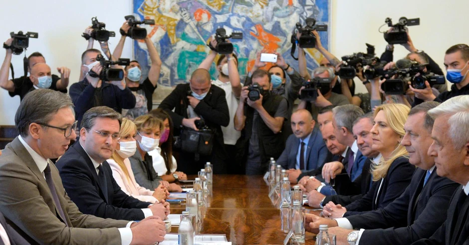 SastanakAleksandra Vučića sa delegacijom iz Srpske 