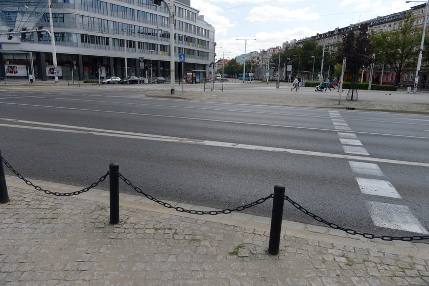 Na rondzie Reagana pojawią się pasy