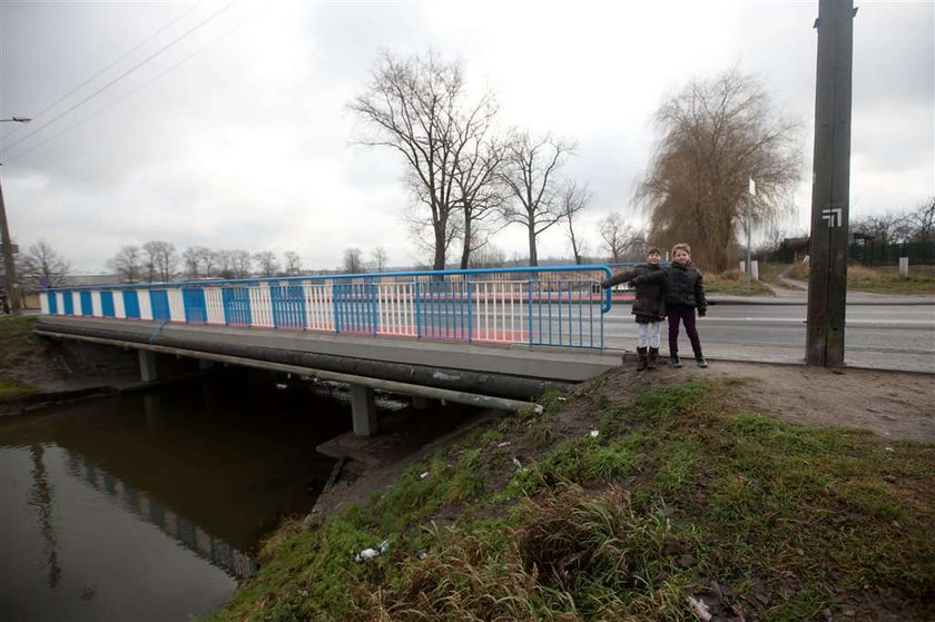 Uratowałyśmy pieska z rzeki