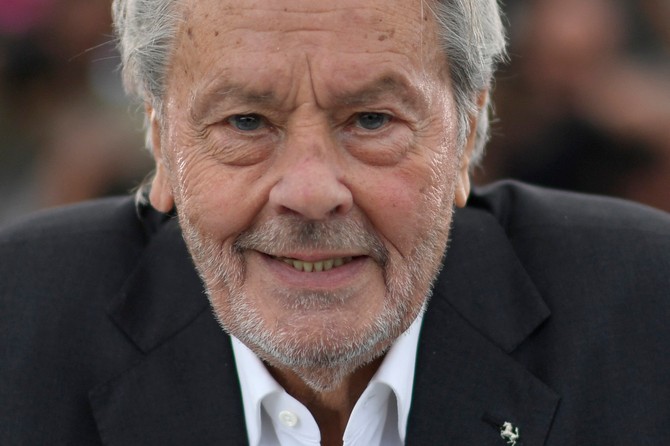 Delon je poslednjih godina javno govorio o tome da više ne želi da živi 