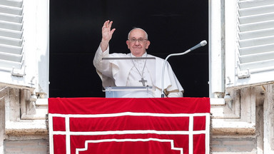 Papież Franciszek staje w obronie Jana Pawła II