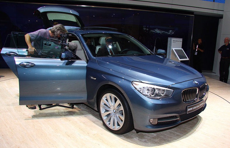 IAA Frankfurt 2009: 81 premier światowych, 753 wystawców z 30 krajów (fotogaleria I.)