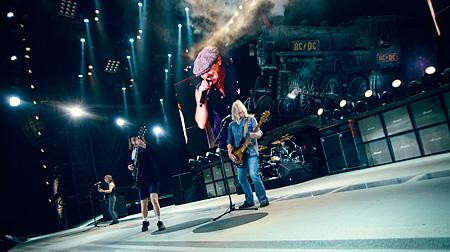 AC/DC razili prądem w Warszawie