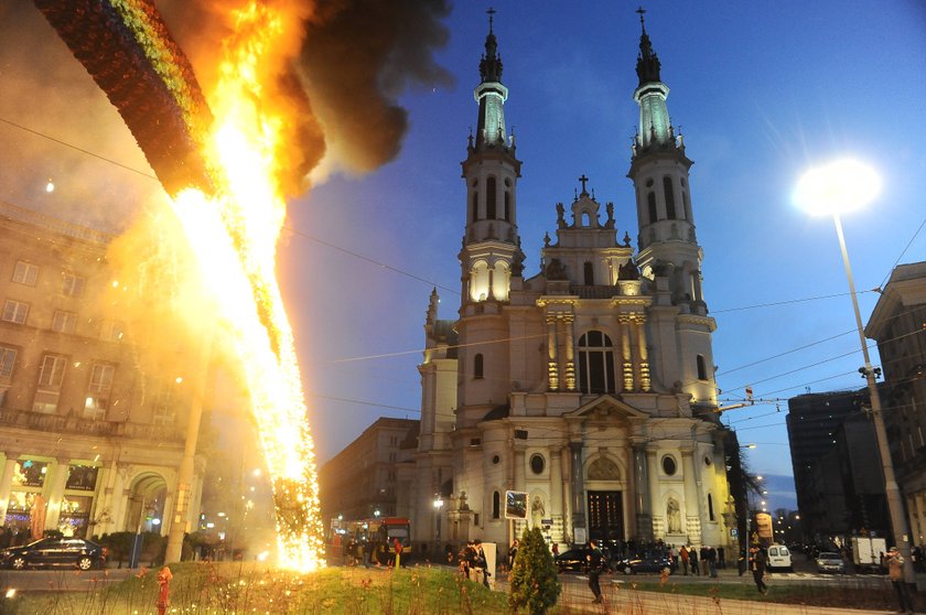 Tęcza na Placu Zbawiciela