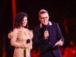 "Ja bym się tak nie chwalił wiarą...". Ksiądz komentuje modlitewną podróż Cichopek i Kurzajewskiego