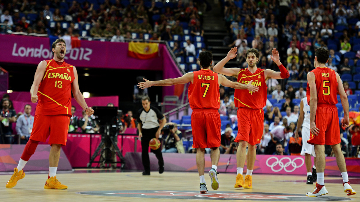 Koszykarska reprezentacja Hiszpanii pokonała 66:59 (17:22, 17:15, 17:16, 15:6) Francję w ćwierćfinale igrzysk olimpijskich w Londynie. Trójkolorowi prowadzili w końcówce i mieli szansę na sprawienie niespodzianki, ale nie zdołali dowieźć tego wyniku do końca.