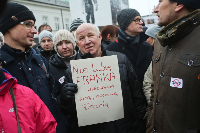 Protest osób, które mają kredyty we frankach szwajcarskich - Warszawa. PAP/Rafał Guz