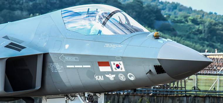 Wideo z pierwszego lotu koreańskiego myśliwca KF-21. Uwagę zwraca jeden szczegół